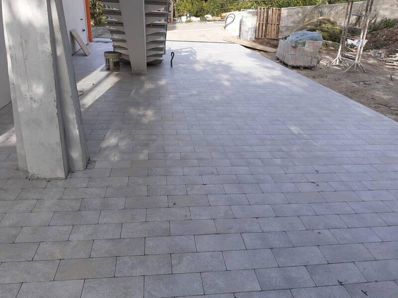 Pavimentazione Esterna e Terrazze